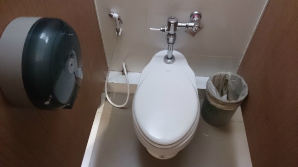 タイのトイレ