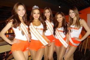 【画像あり】「HOOTERS新宿西口店」最強フーターズガール10人を一挙紹介！【前編】