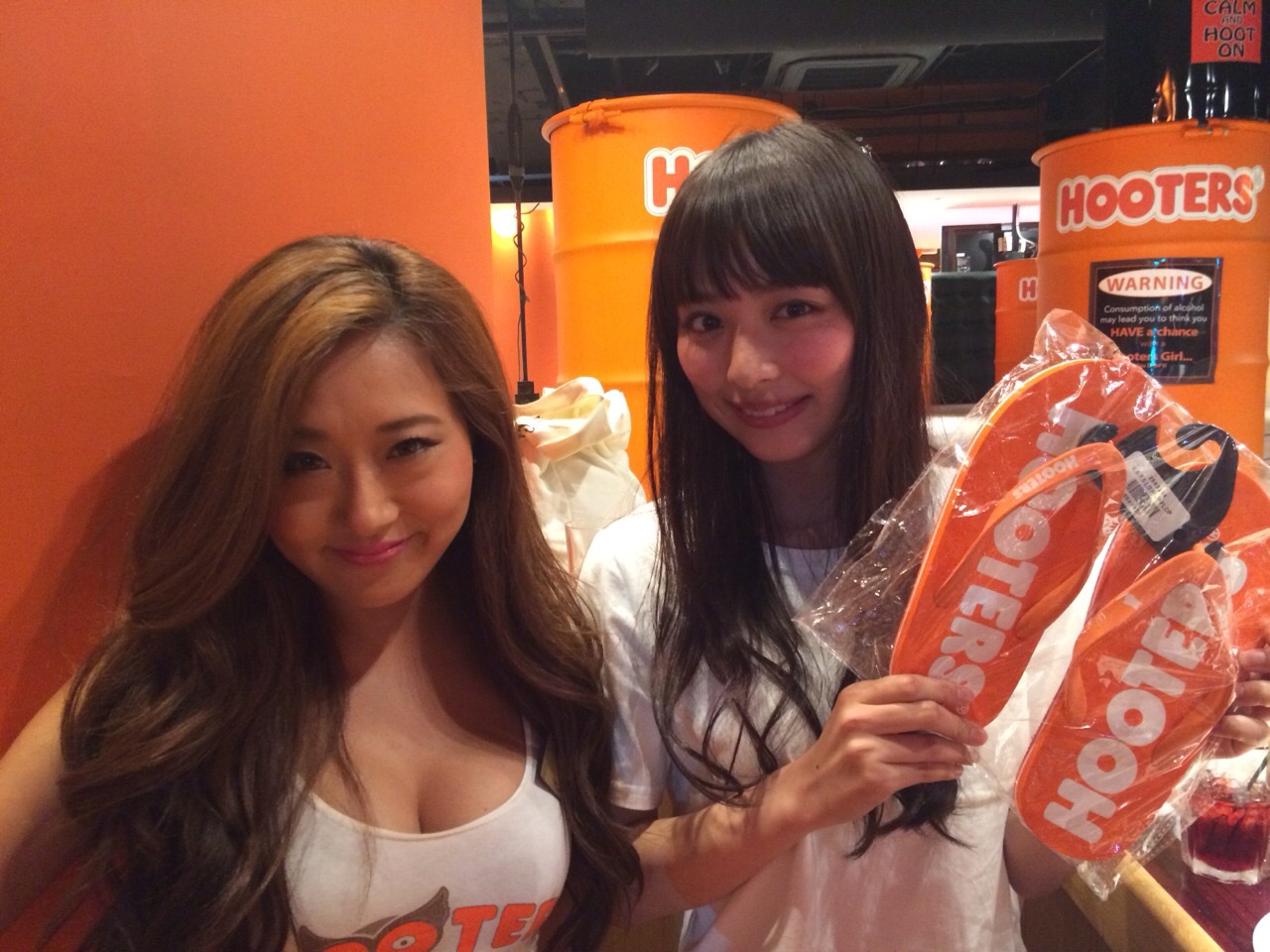 Hooters は本当に超絶たのしい場所だった 内田理央 こんなだけどタレントです Sirabee