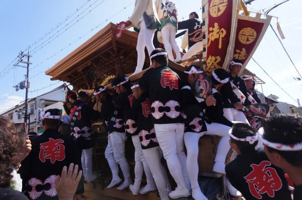 目の前で見る大迫力 大阪 岸和田だんじり祭を初参加でも楽しむためには ニュースサイトしらべぇ