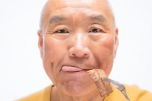 好きなものは最初に食べる？ジジババほど先に食べる理由とは