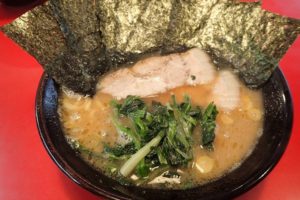 最強コスパ家系ラーメンチェーン『王道家』が本当にスゴかった