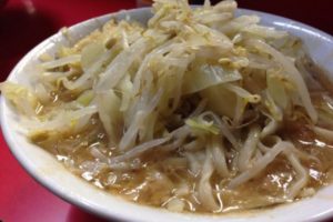 ラーメン二郎を毎日食べたらどうなるか医者に聞いてみた→回答「病気になる」