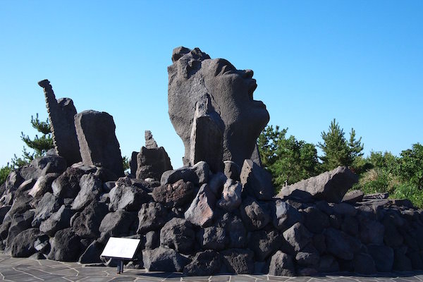 桜島石像