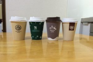 コンビニ4社の「100円コーヒー」飲み比べランキング