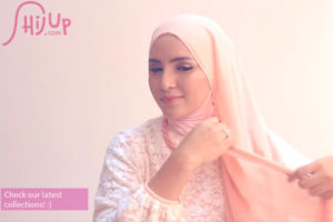 注目のイスラム市場　世界のファッションシーンを変える「ヒジャブ」