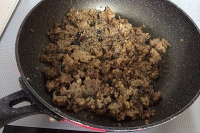 ブラックデージャジャン麺