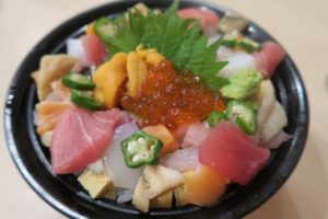 【激安速報】横浜と大宮でウニといくらが入った海鮮丼が990円で食べ放題