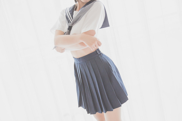 女子校生