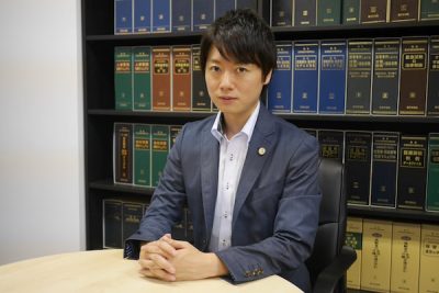 佐藤大和弁護士