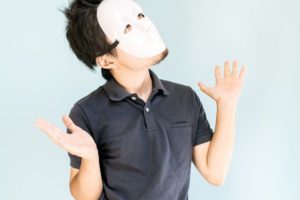 女を落としたくて必死！男がついた「呆れた嘘」エピソード3選