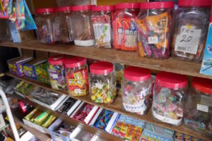 【育児コラム】駄菓子屋さんで社会勉強