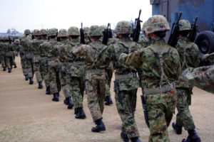 合コンで人気！自衛官「陸海空別モテ度」と「出会うならココ！」