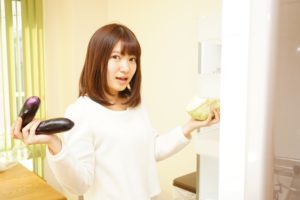 「お前はいつからそこに…」いつ買ったかわからない食べ物たち