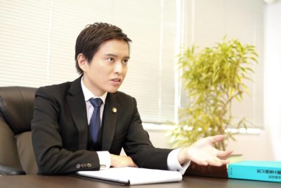 河西邦剛弁護士