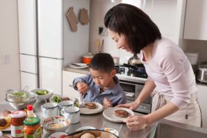 自分の料理の腕に自信ある？　「料理男子」も続々誕生中