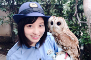 『警視庁いきもの係』フクロウ×フェレット×橋本環奈がかわいすぎ