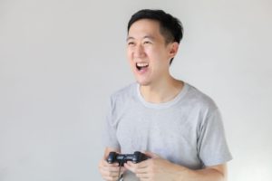 遊びとバカにできない？　ゲームに人生を救われた人たち