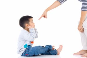 雷オジさんだけど！　子供を叱ってくれた他人の感動行動