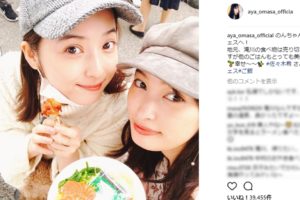 佐々木希と大政絢の美人ツートップ　顔寄せドアップ写真に萌える