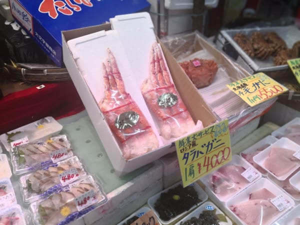 上野 アメ横のカニは本当にお買い得 鮮魚店と比較した結果 ニュースサイトしらべぇ