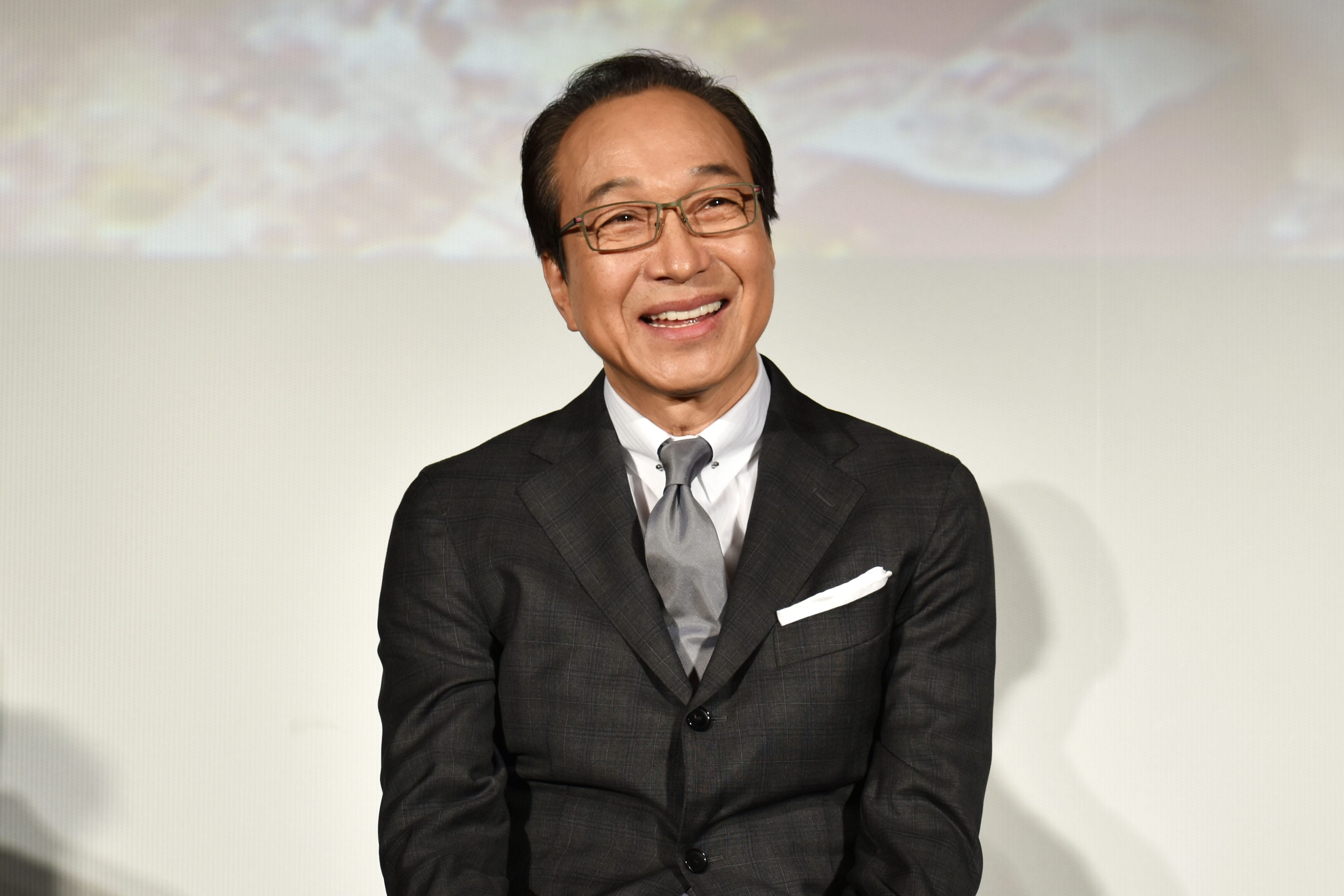 小日向文世