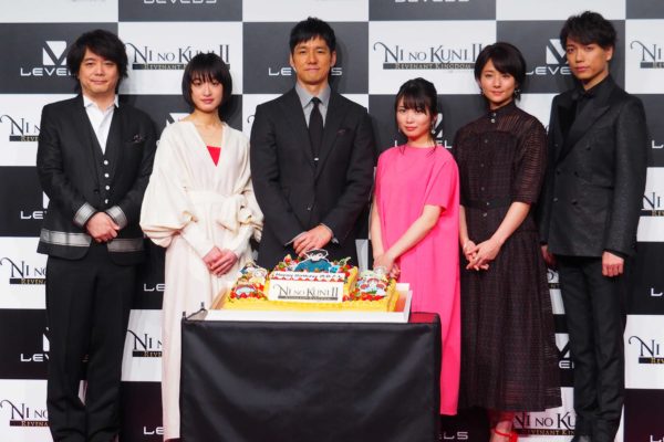 47歳誕生日の西島秀俊 サプライズケーキに 嬉しいですね と笑顔 ニュースサイトしらべぇ
