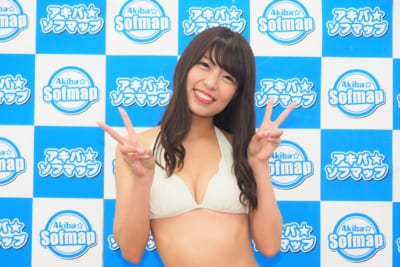 桃咲まゆ