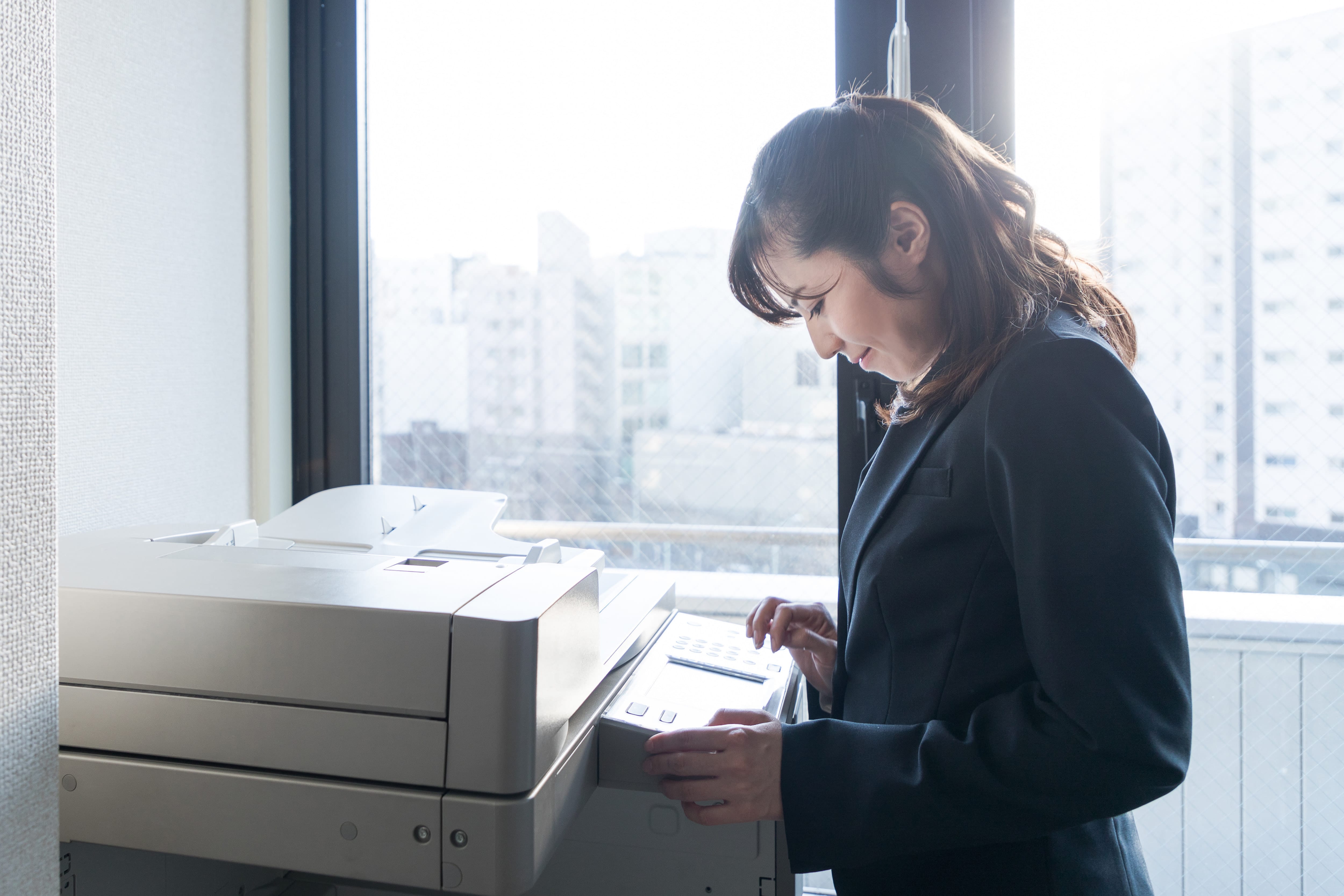 男尊女卑すぎる 女性を大事にしない会社 のドン引き待遇3選 ニュースサイトしらべぇ