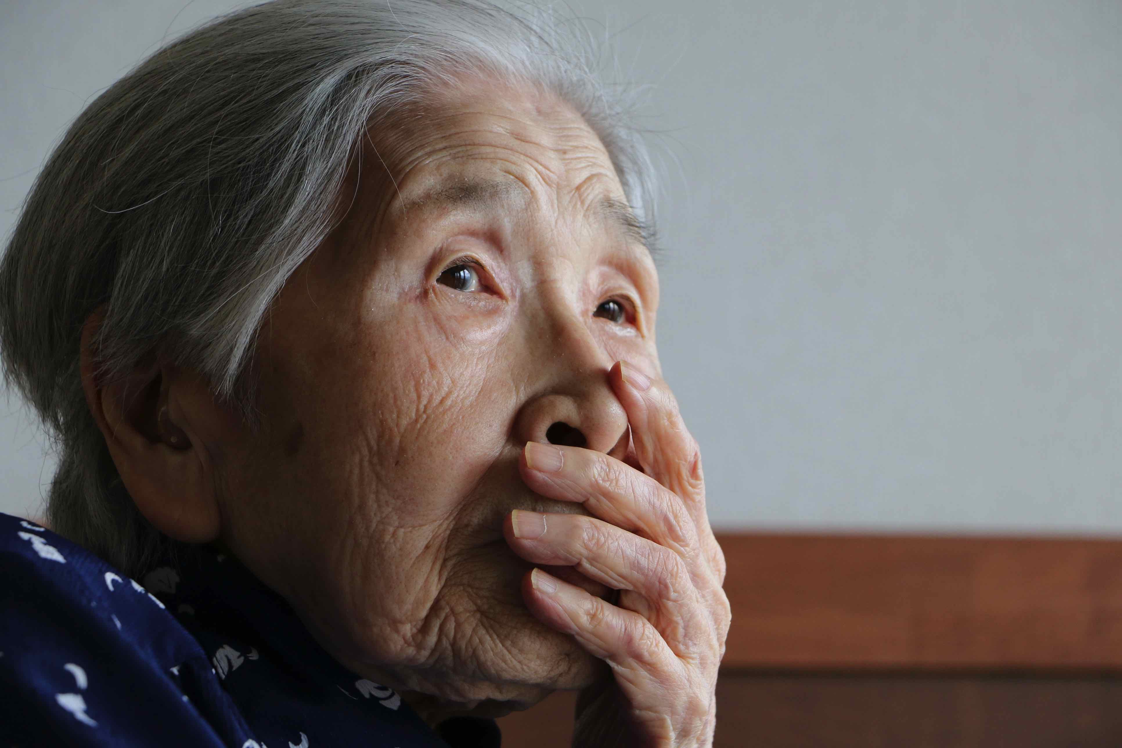 高齢女性
