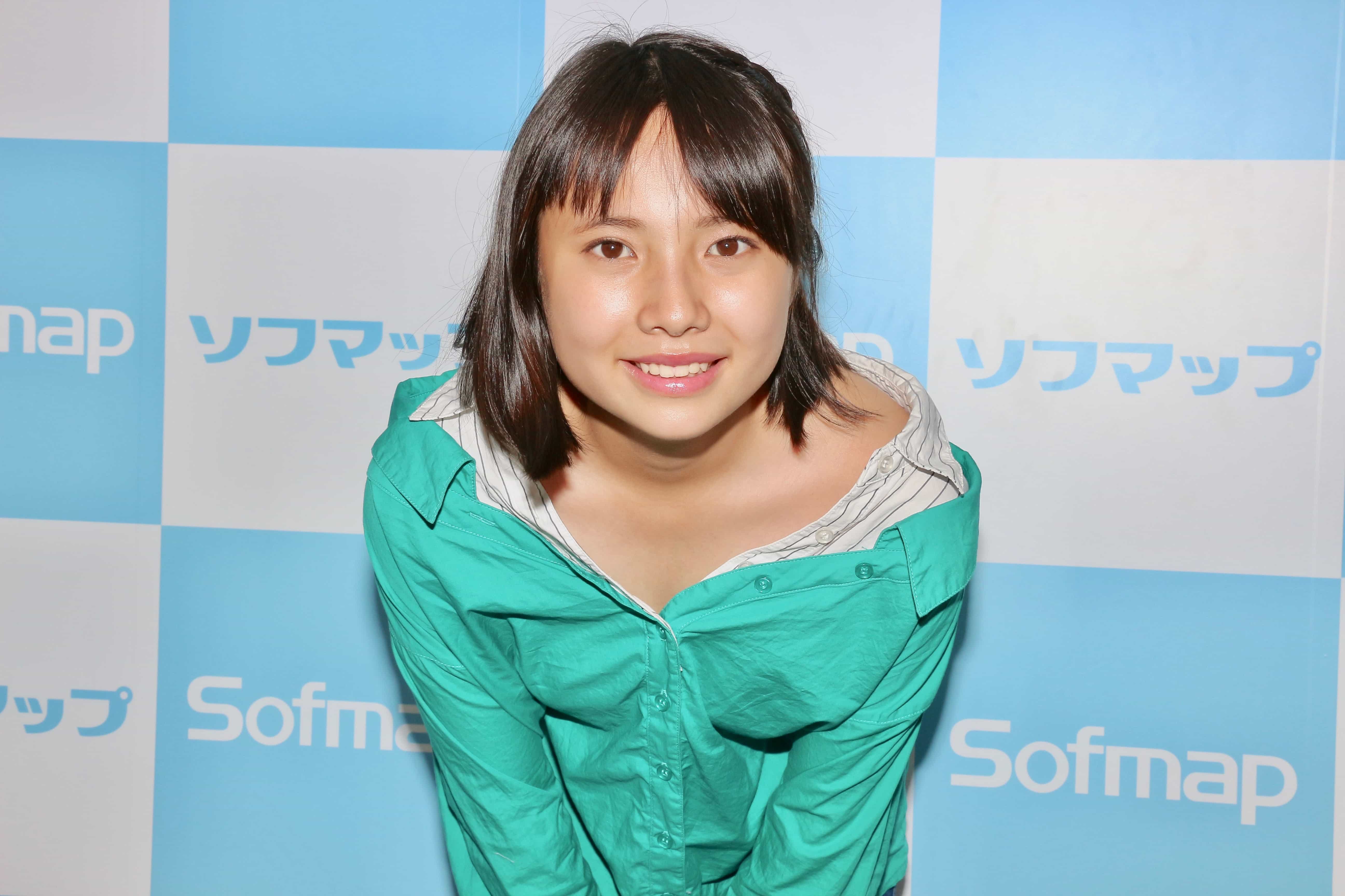 14歳のアイドル 荒井佑奈が沖縄で輝く 夏服は 本当に肌が出るものしか と大胆発言も Sirabeearaiyuuna3