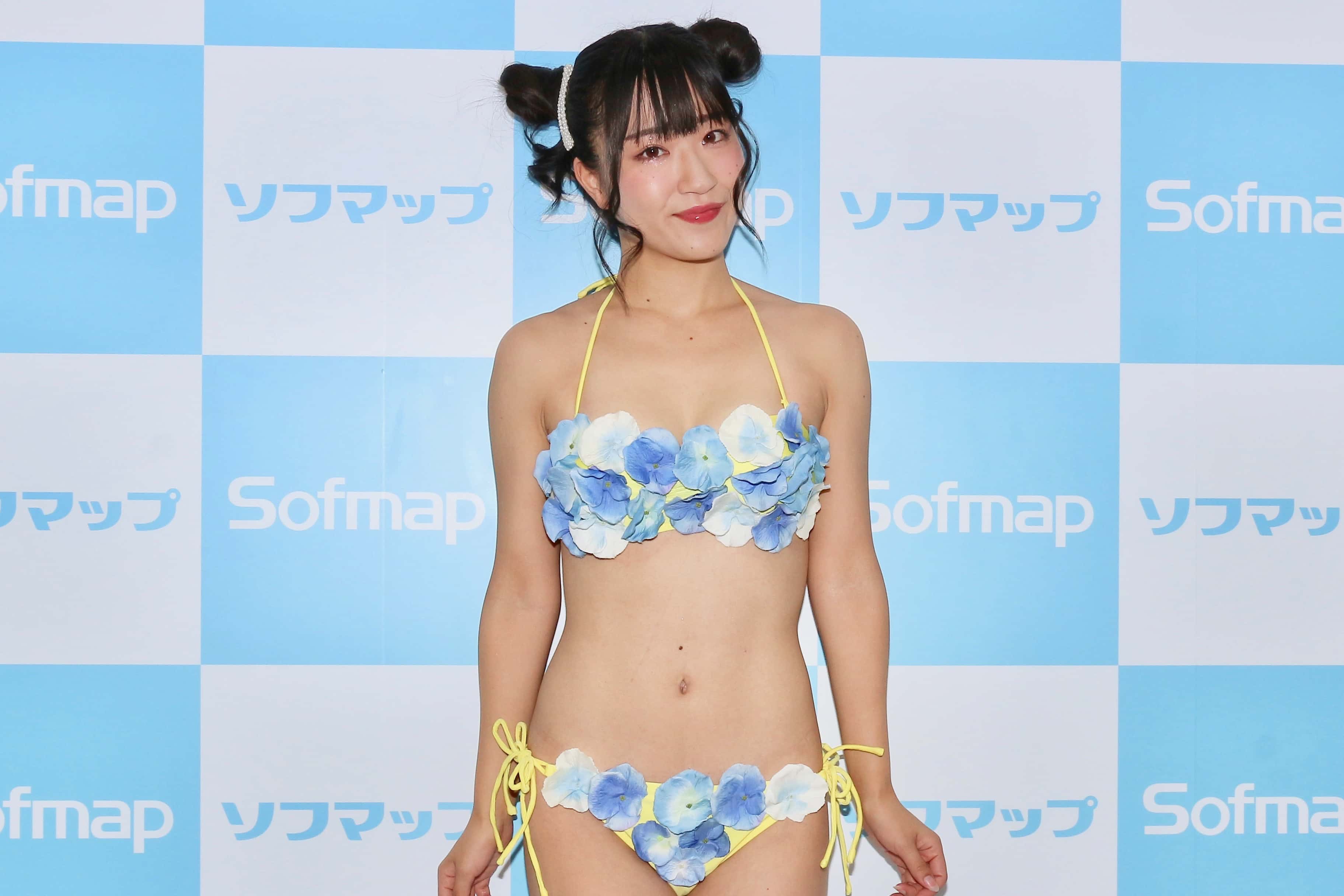 童顔アイドル 星野亜里沙が大胆露出 吐息漏れるマッサージは 恥ずかしかった Sirabee1809hoshinoarisa7