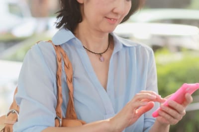 女性