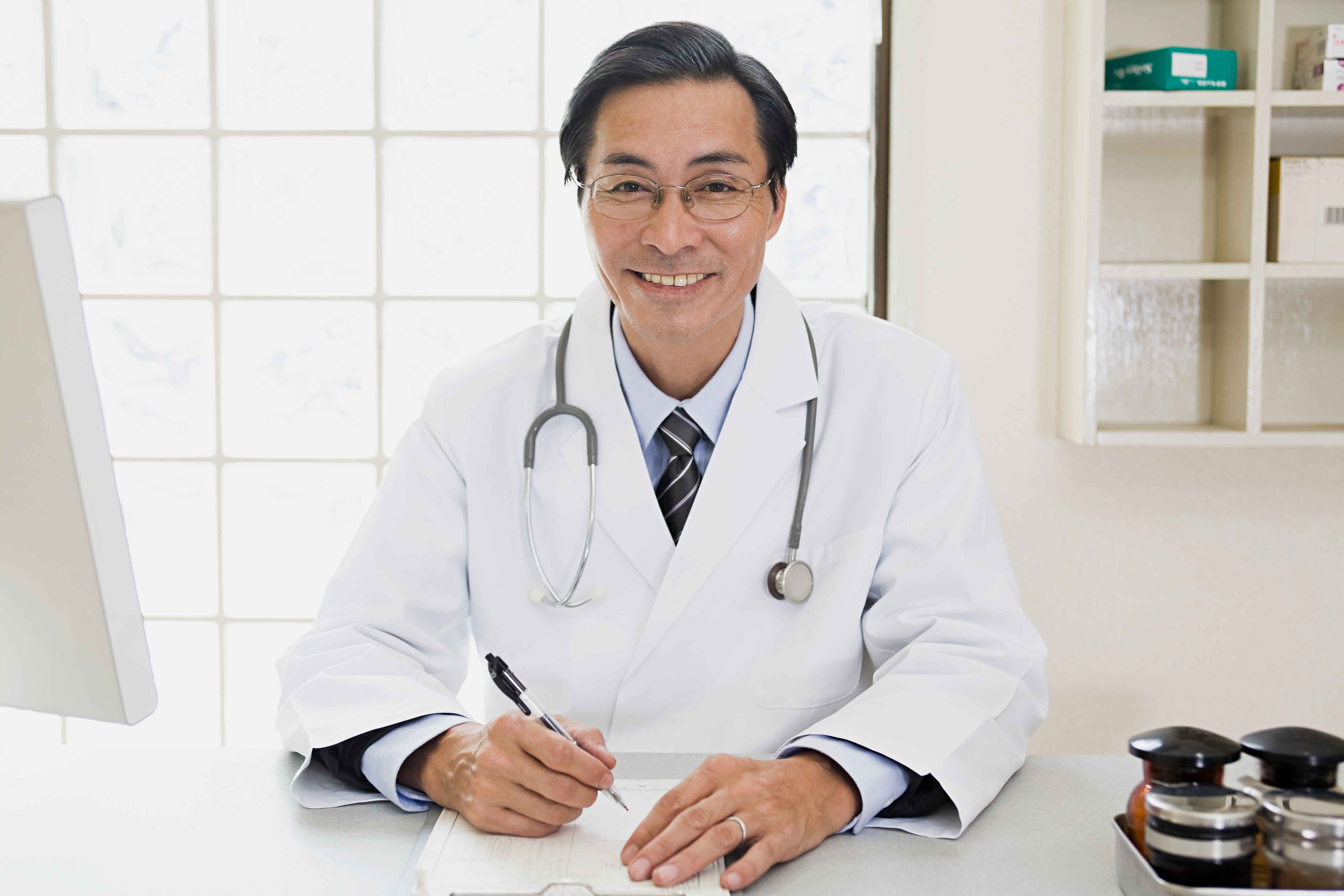 Китайский врач