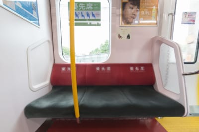優先席