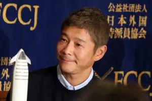 前澤友作氏、自身最高額4億7000万円の車を購入　「ハンドルないの？」