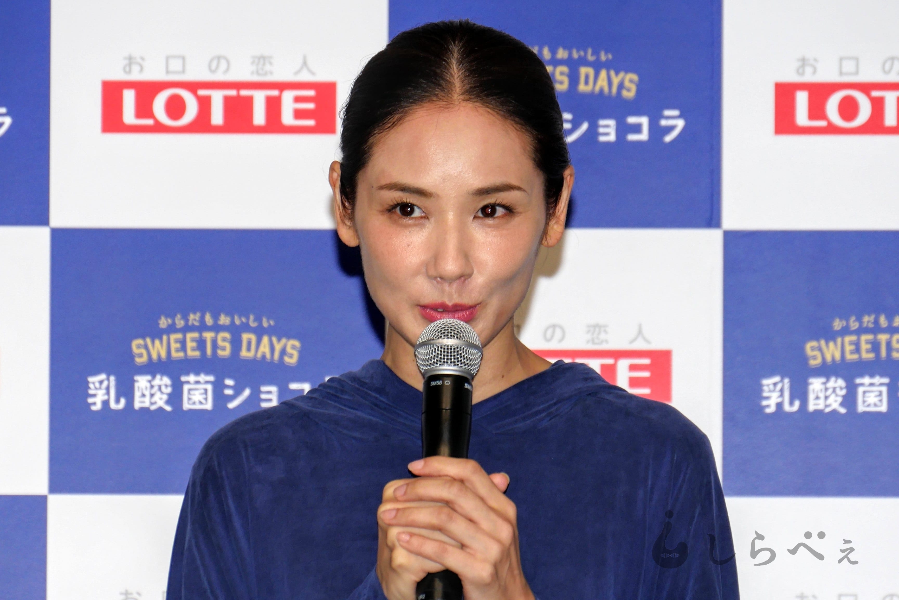 小松菜奈と吉田羊が応援で共演 2人の美女が かっこいい と思う男性の筋肉は Sirabeeyoshidayo3