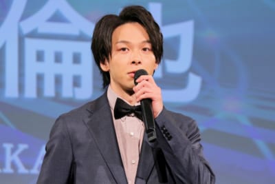 中村倫也