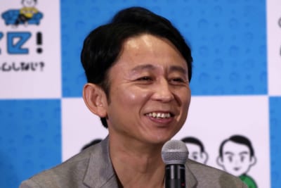 有吉弘行