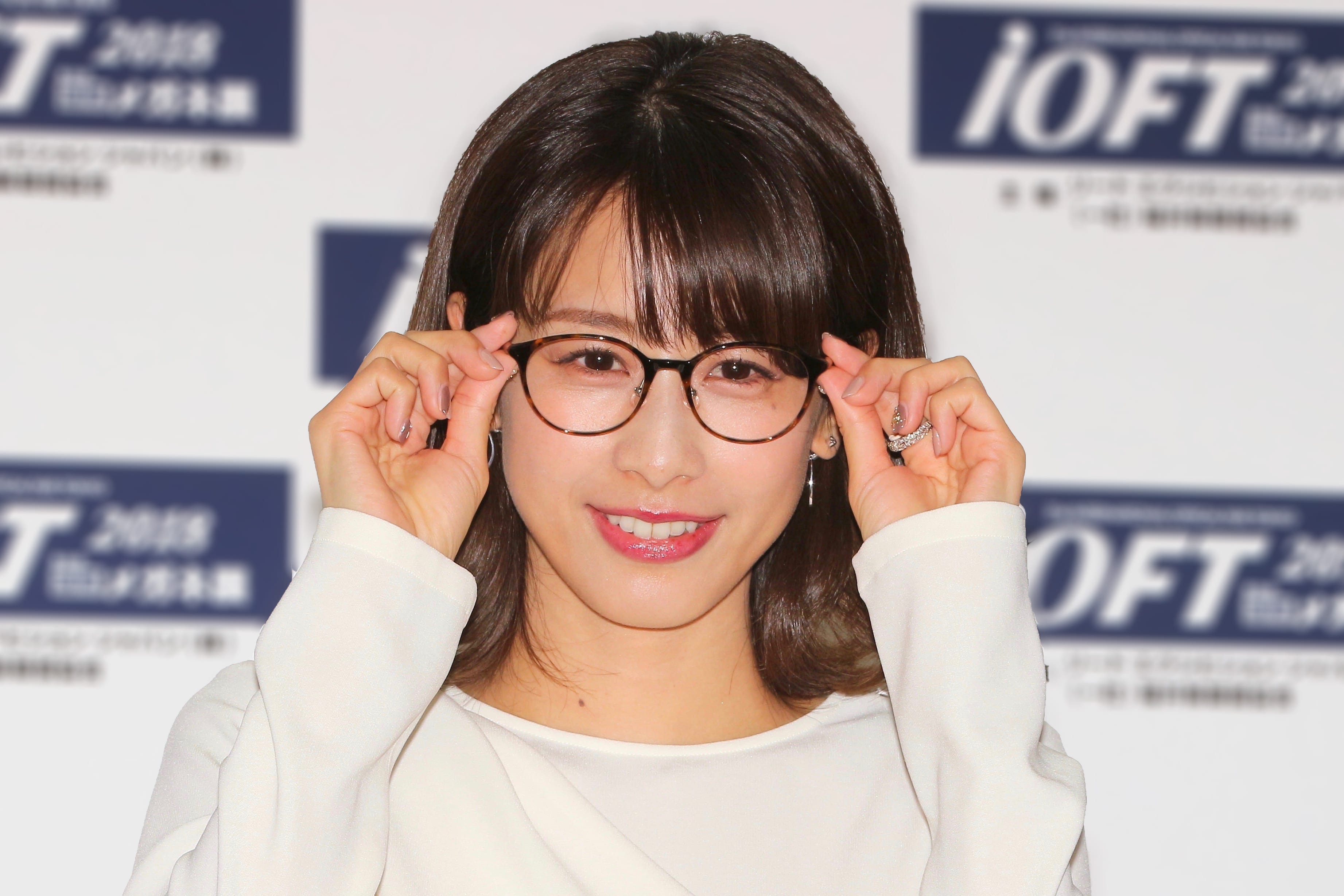 フジ永島アナインスタに加藤綾子が登場 美女共演も 顔の大きさが の声 ニュースサイトしらべぇ