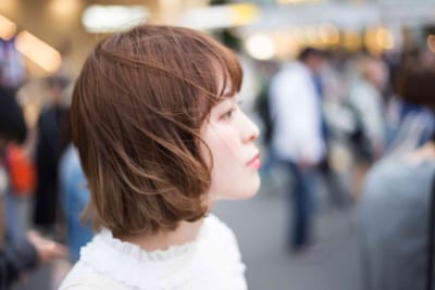 女性