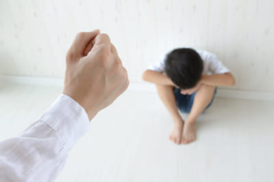 感情的に叩いてしまう