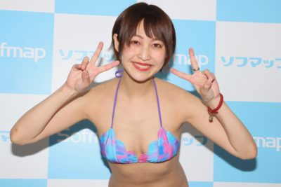 小柳歩