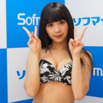 真島なおみ