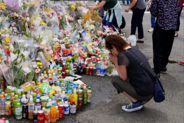 川崎殺傷事件 現場に 献花台が設置されない理由 祈りを尊重する区の対応 ニュースサイトしらべぇ