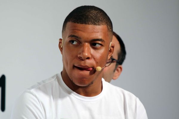 sirabee20190619mbappe4