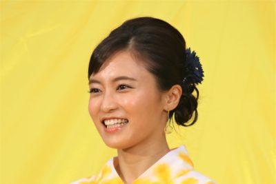 小島瑠璃子