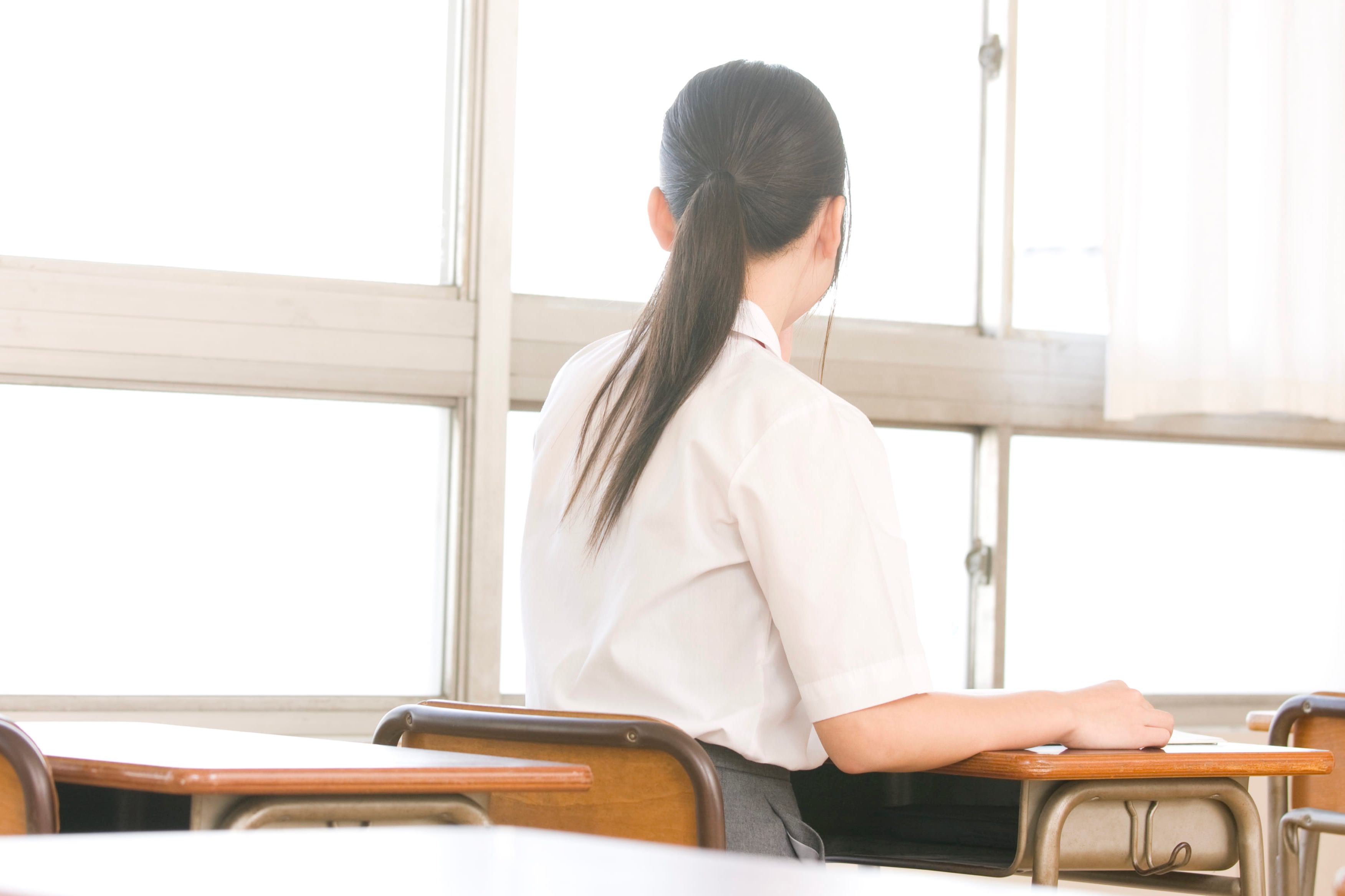 女子中学生