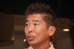 ラーメン通の勝俣州和、“つけ麺の食べ方”を力説　麺の上に…「これ勝俣流ですね」