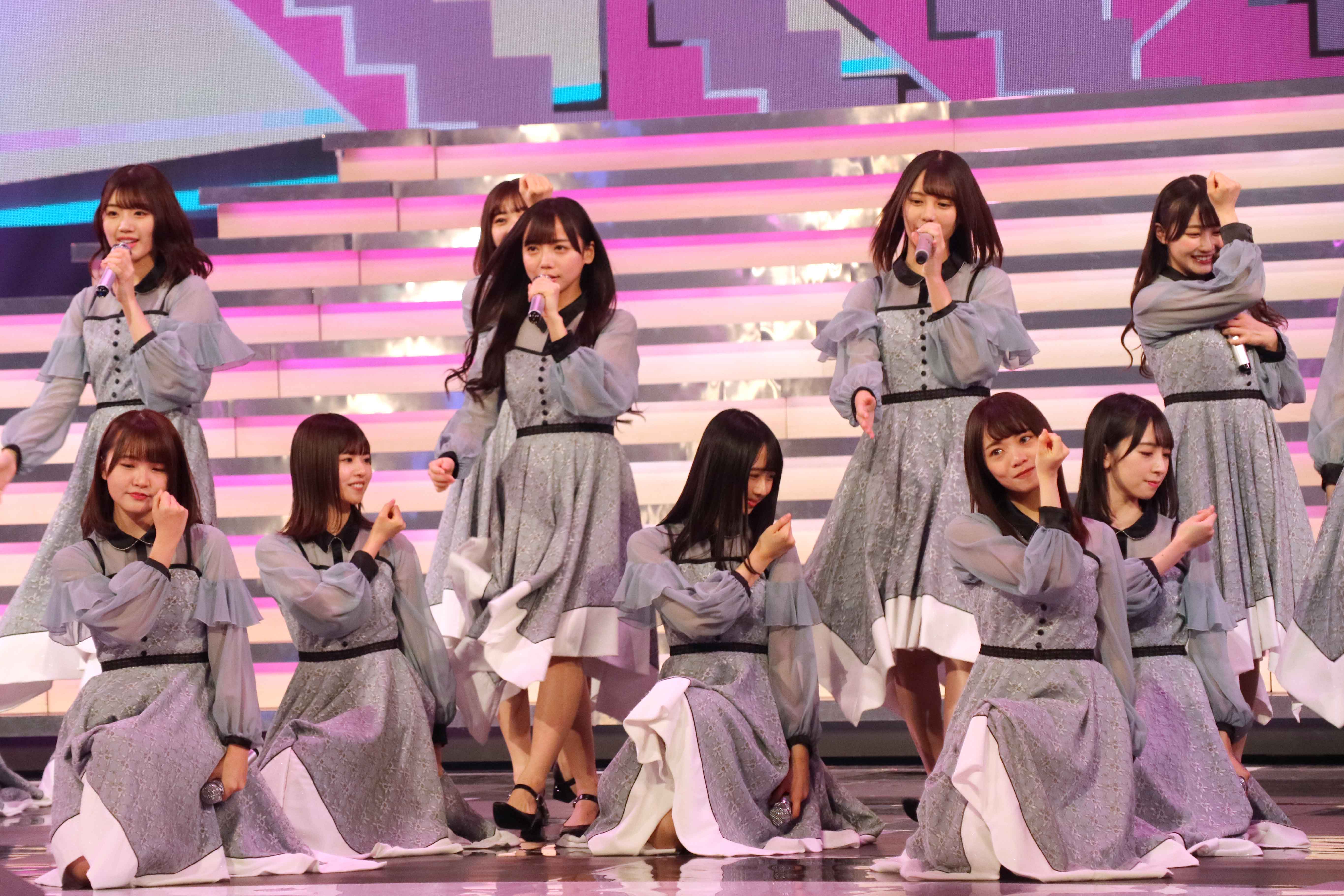 日向坂46
